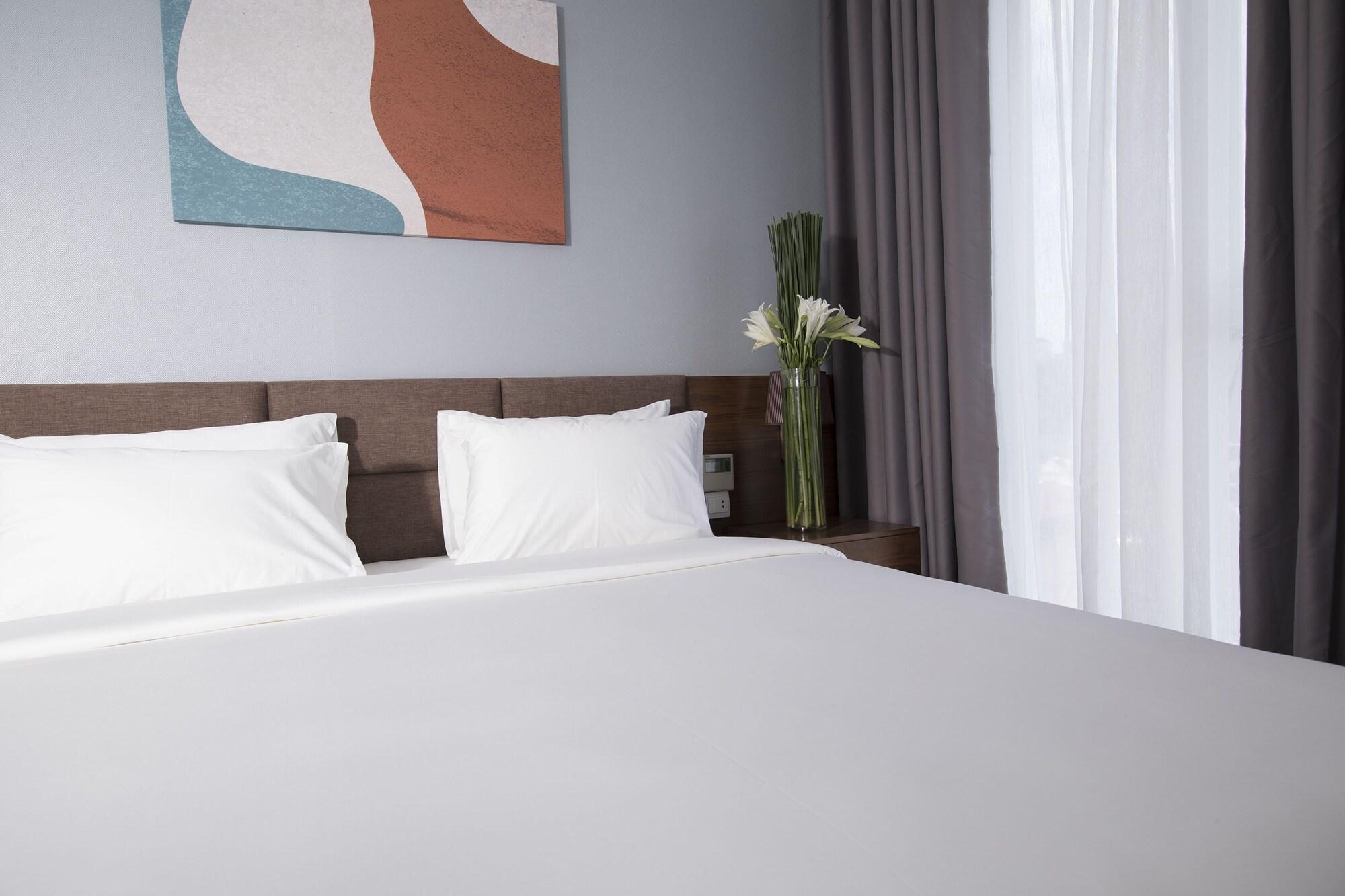 The Blue Hotel Хошимін Екстер'єр фото